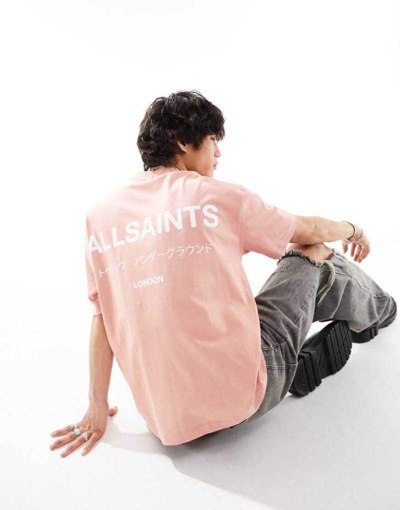 AllSaints - Underground - Oversize-T-Shirt in Pastellrosa von AllSaints