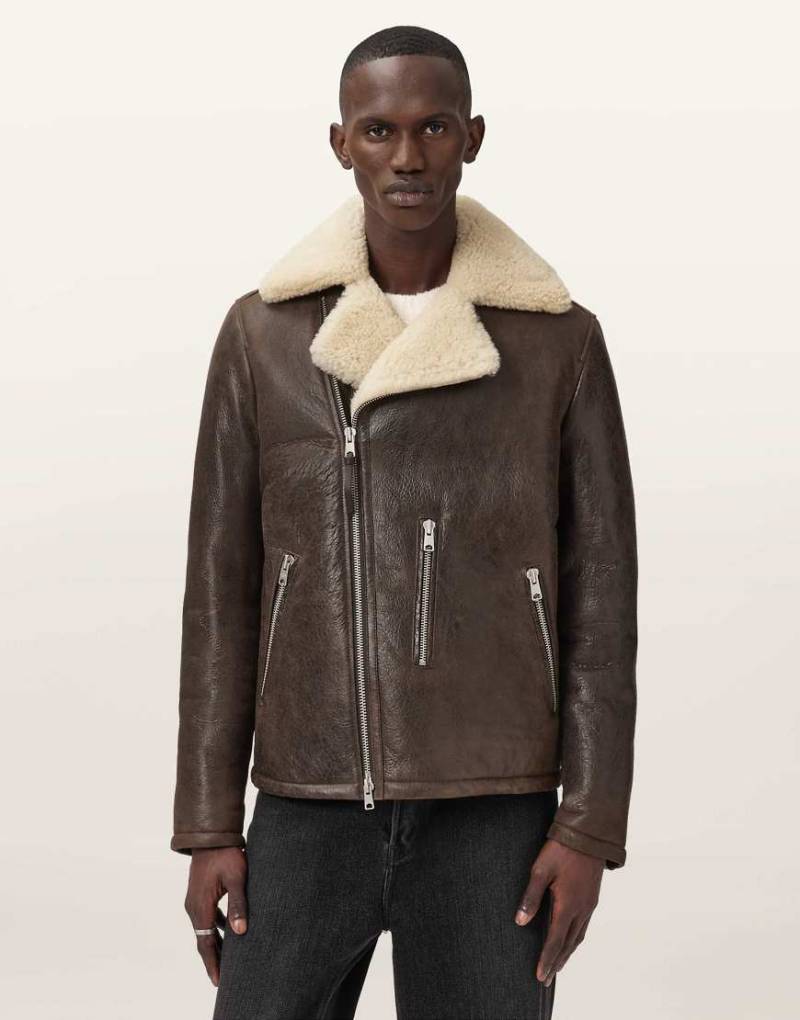 AllSaints - Xylon - Bikerjacke in Rindenholzbraun mit Lammfellbesatz-Brown von AllSaints