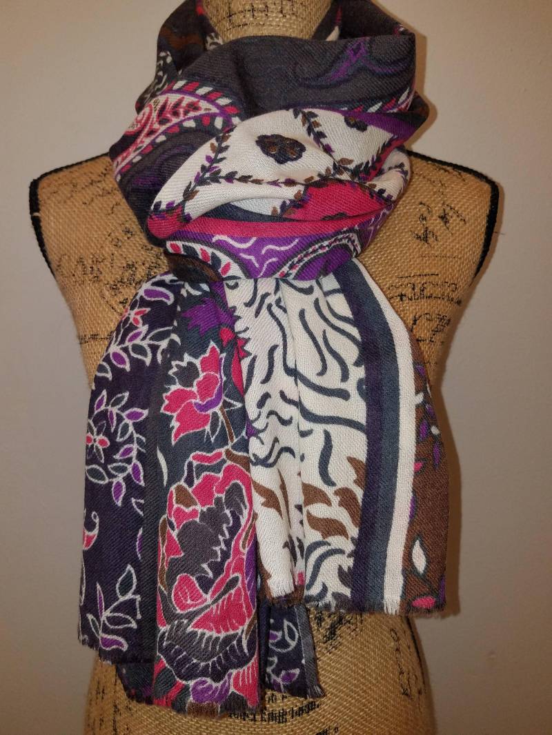 Travelsmith Wolle Floral Leichter Schal Oder Stola Travelsmith Wolle Floral Leichter Schal Oder Stola von AllScarvedUp