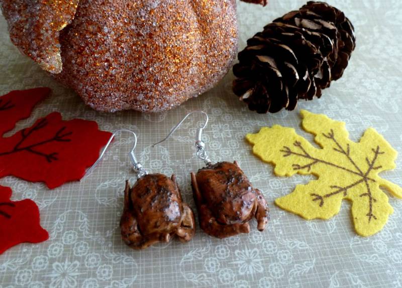 Handmade Thanksgiving Truthahn Ohrringe Polymer Clay Miniatur Essen Schmuck Handmade Thanksgiving Truthahn Ohrringe Polymer Clay Miniatur Essen Schmuck von AllSoCharming