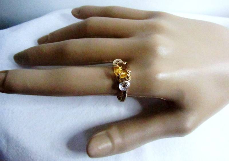 Goldener Citrin, 14K Gold Filled Ring, A Grade 8mm Gelb Topas, Größe 8, November Geburtsstein von AllThatJazzJewelryCG