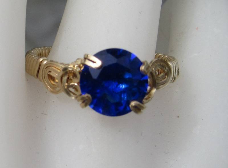 Saphir Zirkonia Ring, 14K Gold Filled Ring, 6-8mm Zirkonia, Jede Größe, Schmuck, Geburtsstein Schmuck von AllThatJazzJewelryCG