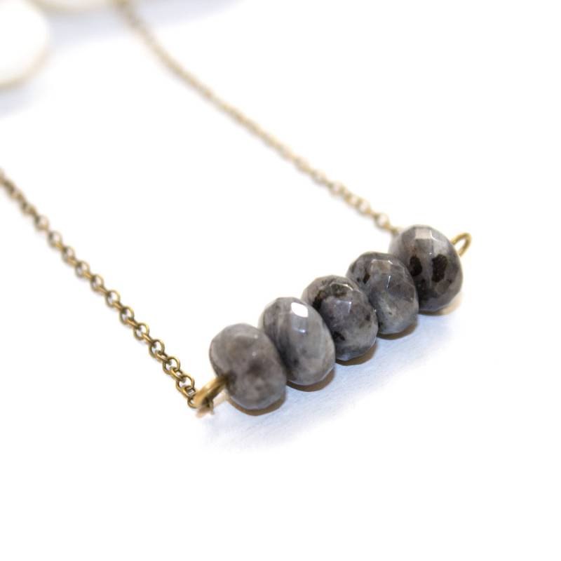 Labradorit Halskette, Bar Stein Edelstein Chakra Heilung Schmuck, Schmuck Beliebtesten von AllTheTinyPiecesShop