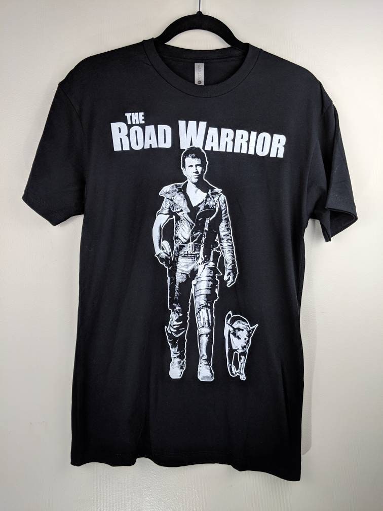 Das Straßen-Krieger-T-Shirt Das Straßen-Krieger-T-Shirt von AllThingsAwesomeInc