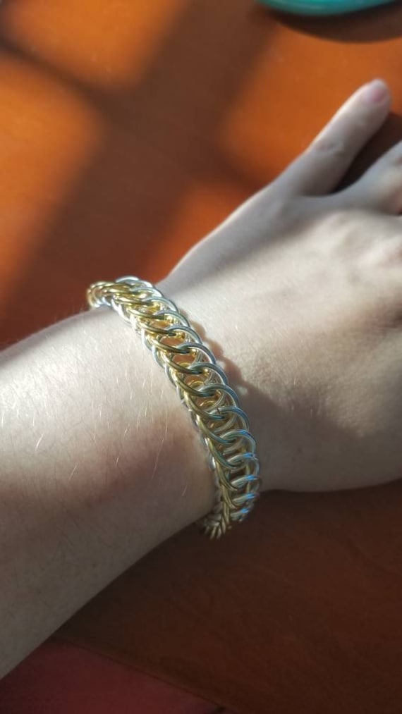 Silber Und Gold Kettenhemd Armband Silber Und Gold Kettenhemd Armband von AllThingsCrochetedAn