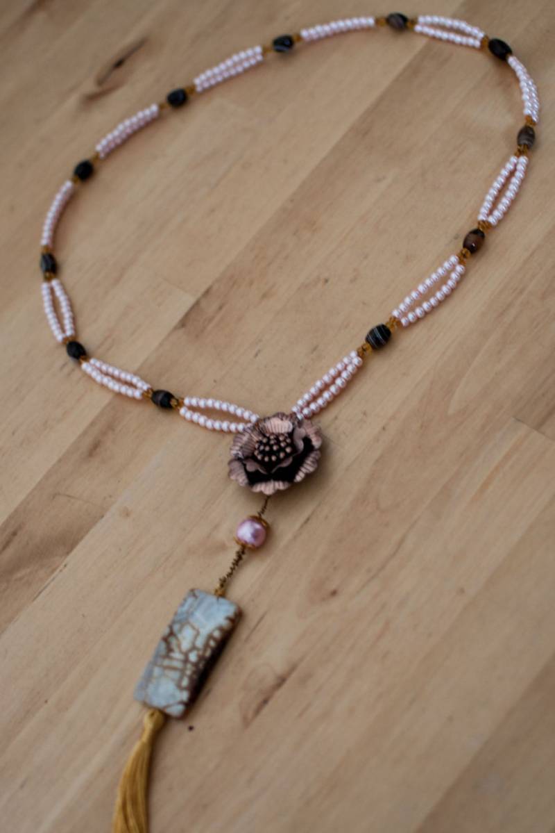 Doppelte Rosa Perle & Achat Halskette Quaste Lang Rose Doppelte Rosa Perle & Achat Halskette Quaste Lang Rose von AllTyedUpUK