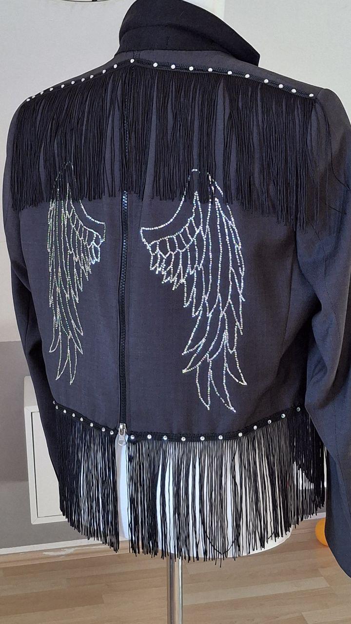 Designer Fringe Blazer Jacket By Alla Kovtun | Handcrafted Statement Artwear With Crystal Wings Avant-Garde Fashion One Of A Kind Designer Fringe Blazer Jacket By Alla Kovtun | Handcrafted Statement Artwear With Crystal Wings Avant-Garde Fashion One Of A Kind von AllaKovtun