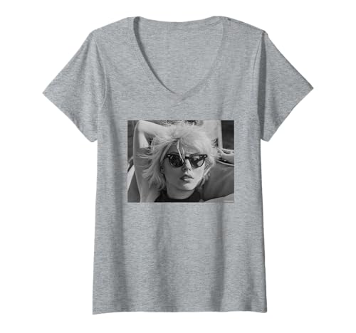 Damen Debbie Harry Blondie Call Me Sänger von Allan Ballard T-Shirt mit V-Ausschnitt Damen Debbie Harry Blondie Call Me Sänger von Allan Ballard T-Shirt mit V-Ausschnitt von Allan Ballard Photography