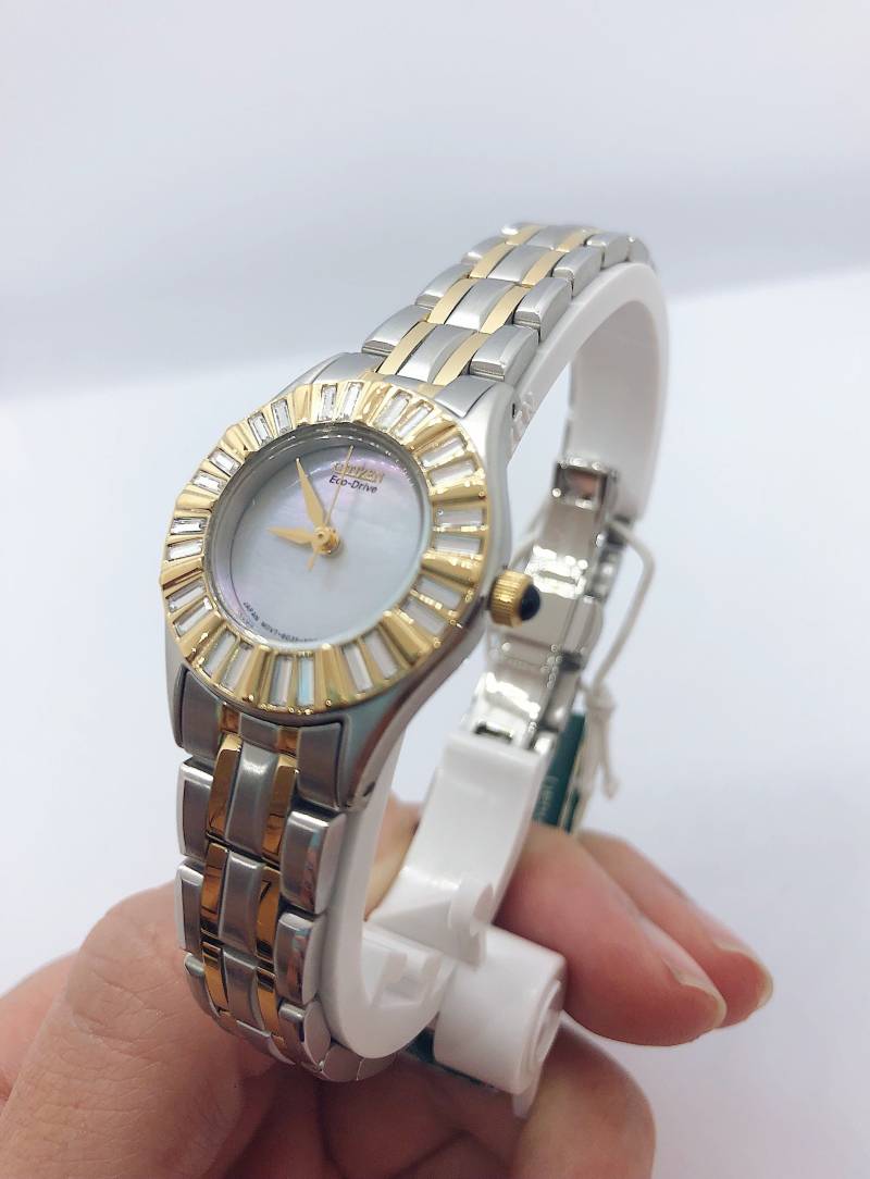 Citizen L Watch von AlleghenyDiamondMine