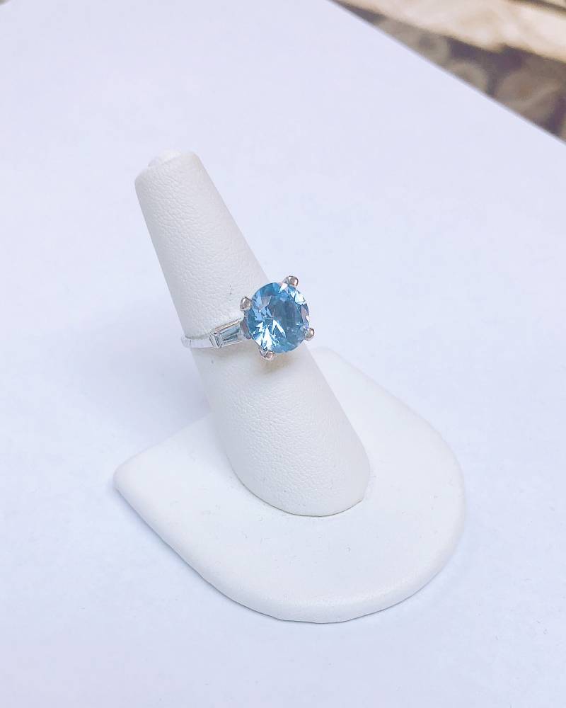Custom 10K Damen Aquamarin & Diamant Ring Custom 10K Damen Aquamarin & Diamant Ring von AlleghenyDiamondMine