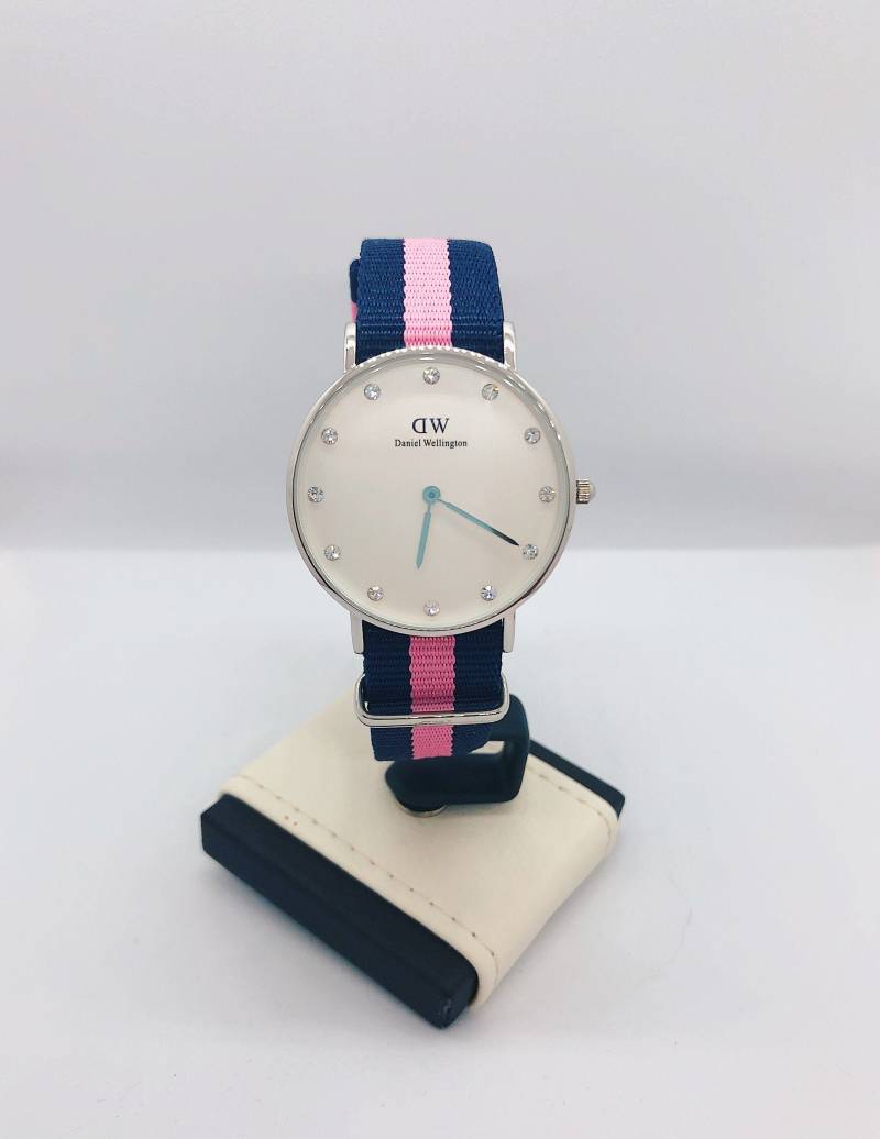 Pink Und Navy Winchester Daniel Wellington Uhr in Silber von AlleghenyDiamondMine