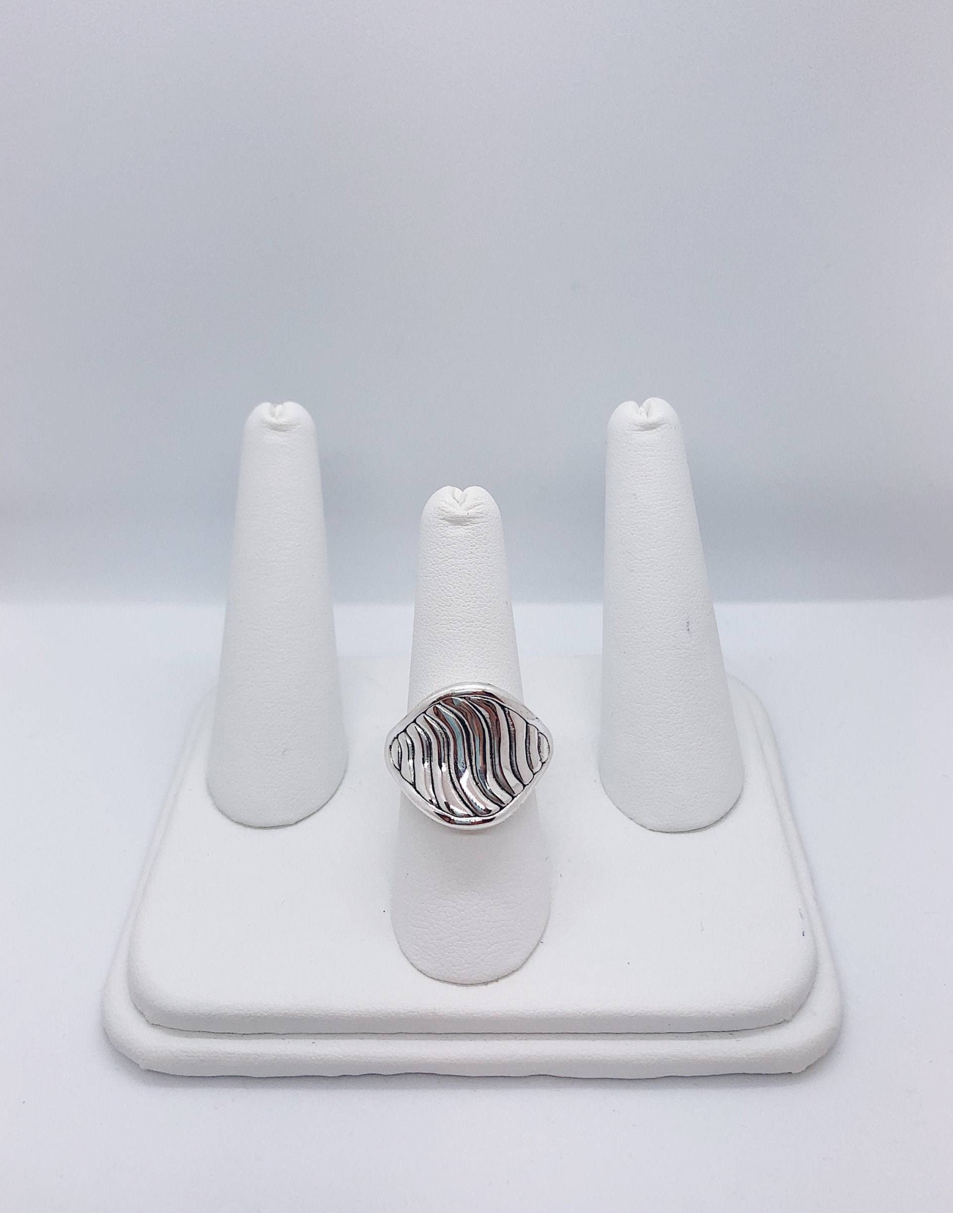 Strukturierter Sterling Silber Ring Mit Twist Muster von AlleghenyDiamondMine