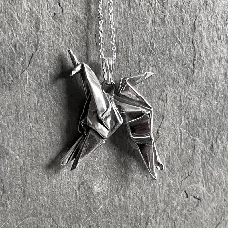 Handgefalteter Silber Origami Einhorn Anhänger - Blade Runner von AllegroArts