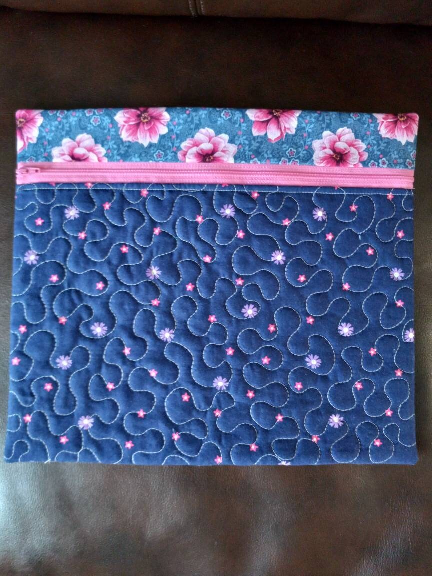 Florale Gesteppt Projekttasche Kit-It-Up Tasche/Kit It Up Tasche/Wischtasche/Kleine Projekttasche/Vinyl Front Projekttasche/Projekttasche/Kreuzstich Florale Gesteppt Projekttasche Kit-It-Up Tasche/Kit It Up Tasche/Wischtasche/Kleine Projekttasche/Vinyl Front Projekttasche/Projekttasche/Kreuzstich von AllegroStitches