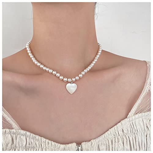 Allereya Vintage Perlen Choker Halskette Liebe Herz Anhänger Halskette Perlmutt Herz Halskette Boho Perlenkette Schmuck Für Frauen Und Mädchen von Allereya