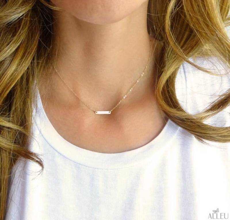 Personalisierte Bar Halskette Sterling Silber, Gold, Rosegold Personalisierte Bar Halskette Sterling Silber, Gold, Rosegold von Alleu