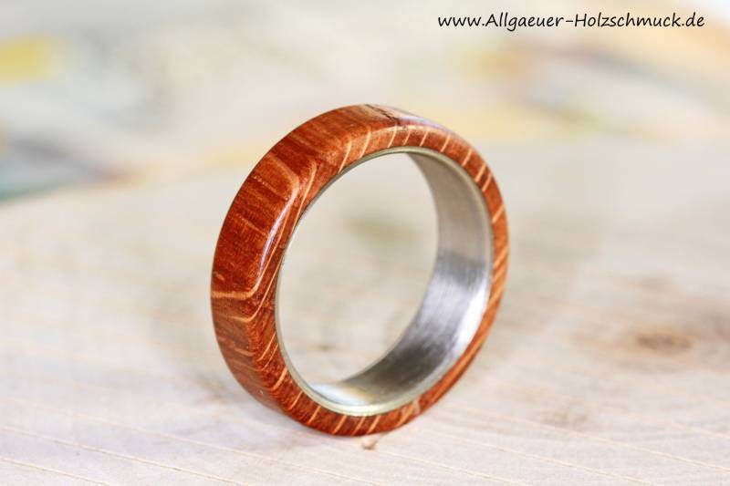 Ringe Ring Eichenholz Aus Holz Holzring Ehering Verlobungsring Freundschaftsring Handgefertigter Naturschmuck Hochzeitsringe Handmade von AllgaeuerHolzschmuck