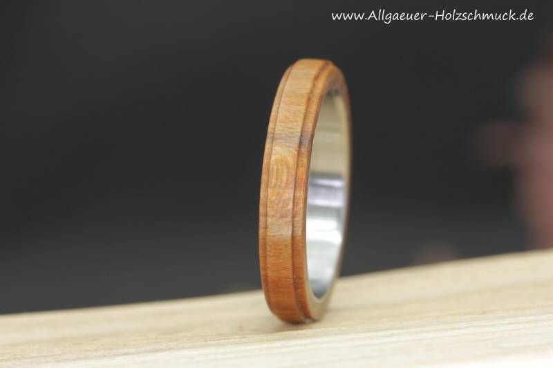Zwetschgenholz Ring Aus Holz Holzring Ehering Verlobungsring Freundschaftsring Handgefertigter Naturschmuck Hochzeitsringe Handmade von AllgaeuerHolzschmuck