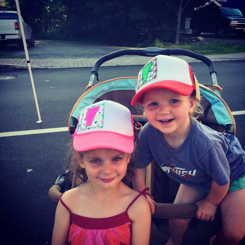 Kleinkind Alliecaps Trucker Mützen von AllieCapsCo