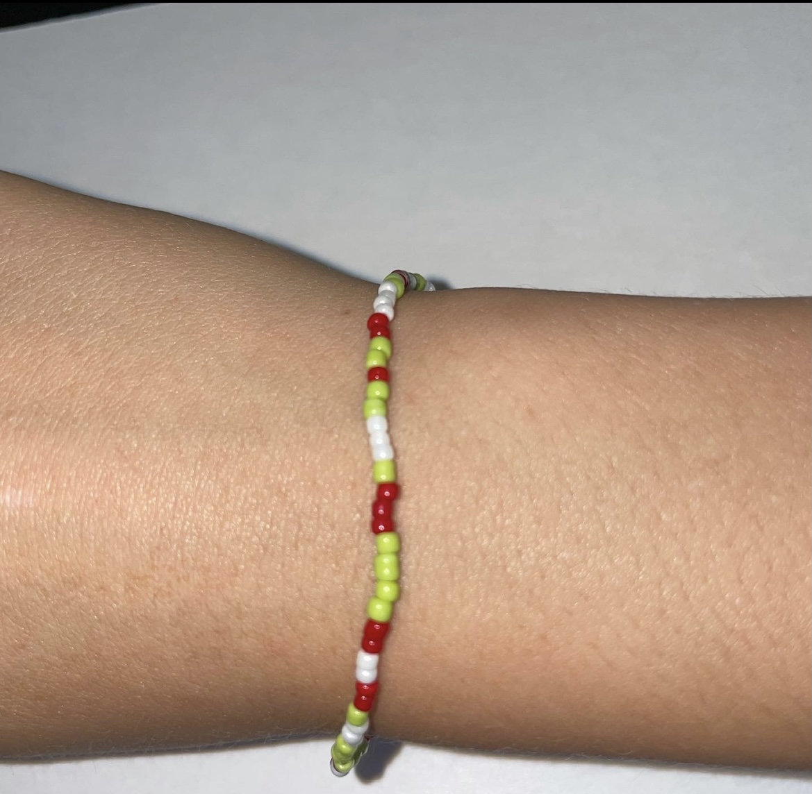 Rot Und Grün Saatperlen Armband Rot Und Grün Saatperlen Armband von AlliesBraceletss