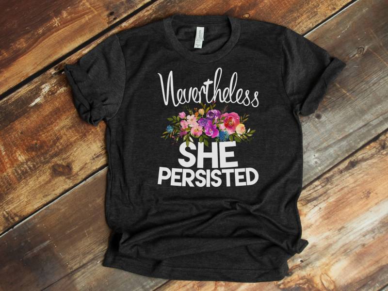 Damen März Shirt, Widerstand Trotzdem Sie Bestand Sie, Frauen Gleichheit März, Widerstand, Rechte Shirt - Artikel 6177 Damen März Shirt, Widerstand Trotzdem Sie Bestand Sie, Frauen Gleichheit März, Widerstand, Rechte Shirt - Artikel 6177 von AllinThePrint