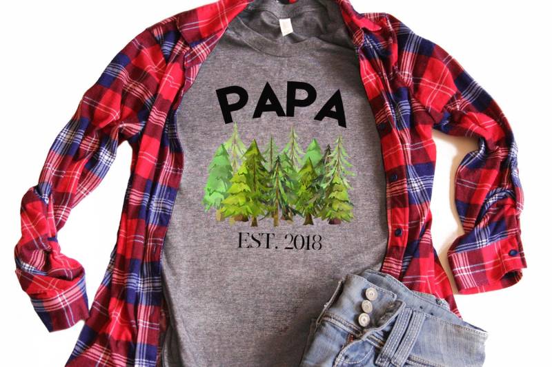 Personalisiertes Papa Shirt, To Be, Neues Schwangerschaft Reveal, Geschenk, Tshirt, T Geschenk - Artikel 6158 Personalisiertes Papa Shirt, To Be, Neues Schwangerschaft Reveal, Geschenk, Tshirt, T Geschenk - Artikel 6158 von AllinThePrint