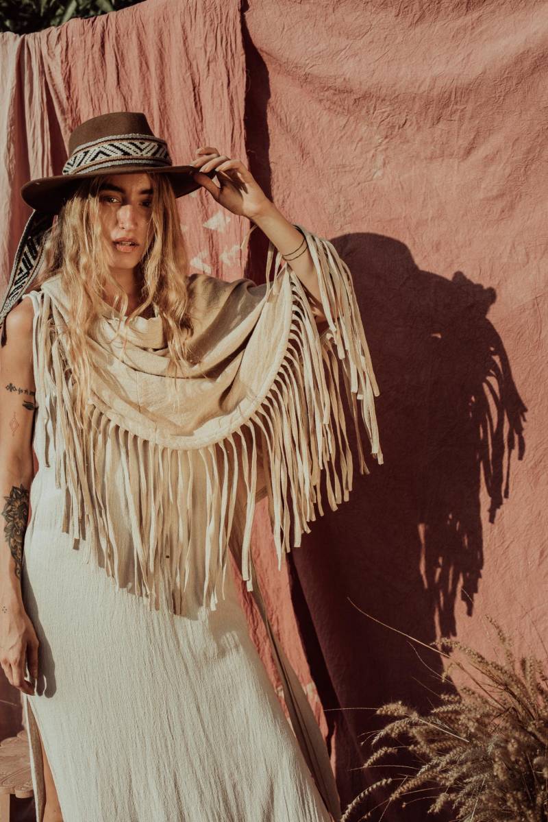 Fransen Schal/Boho Poncho Cover Up Natur Beige Robe von AllisLoveArt