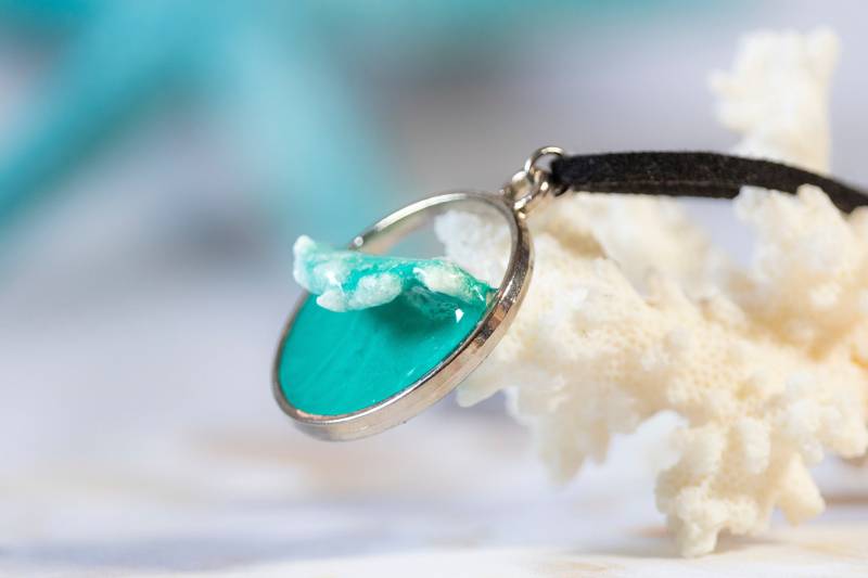 Halskette Mit Kleinem Ozean, Kleine Anhänger Unisex Handgemacht, Resin Schmuck Für Frau von AlloyBlue