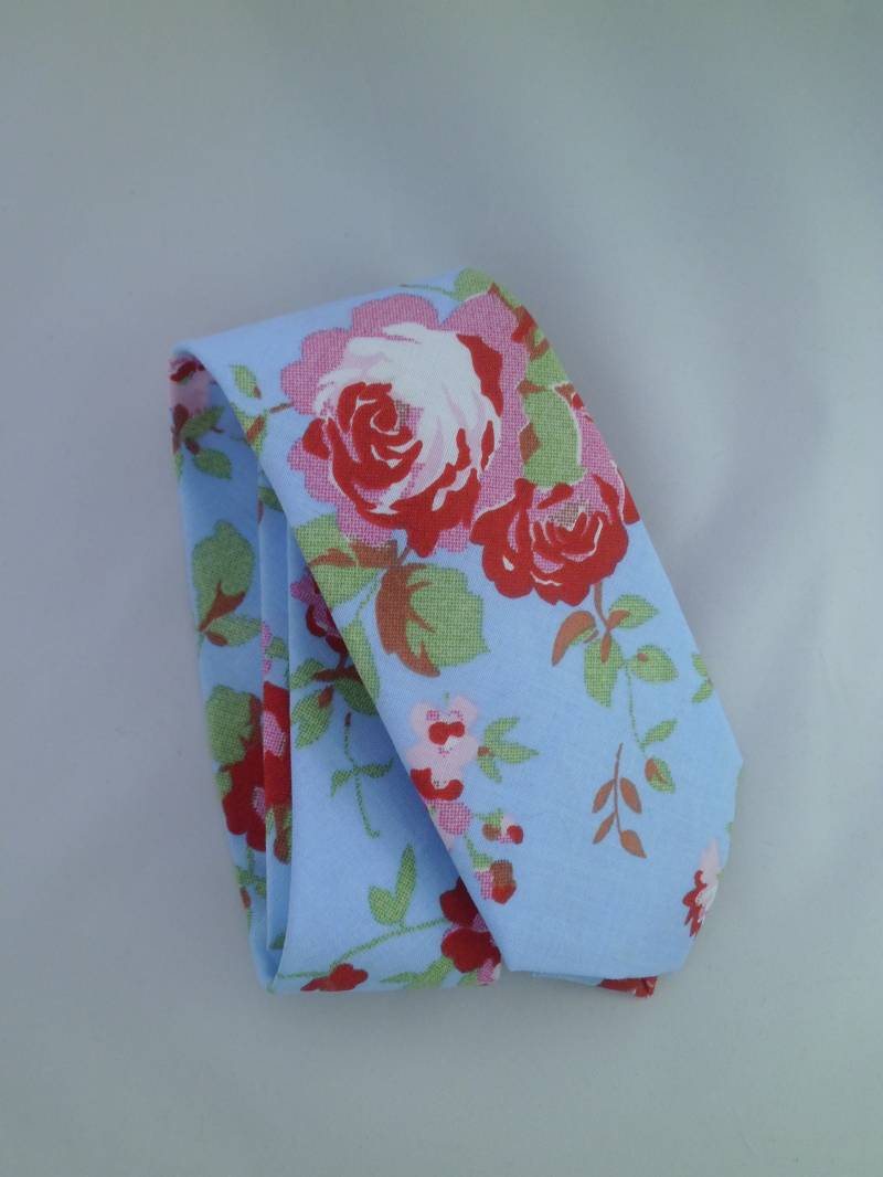 Jungen Blau Blumen Krawatten von Allstitchedupuk