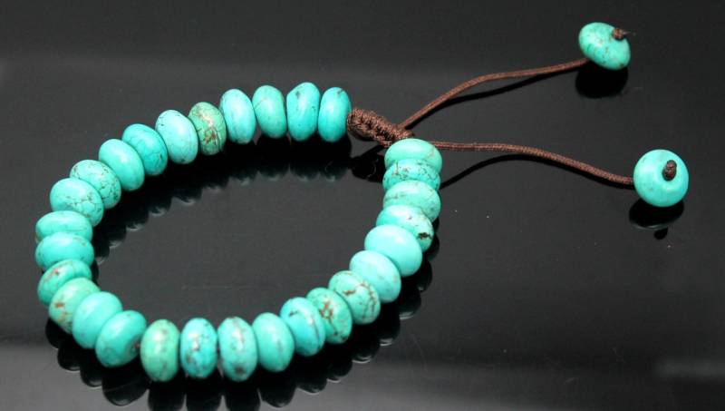 Bezaubernde Handgefertigte Howlith Südwestliche Art Verstellbare Geflochtene Armband Einheitsgröße von AllureUnited