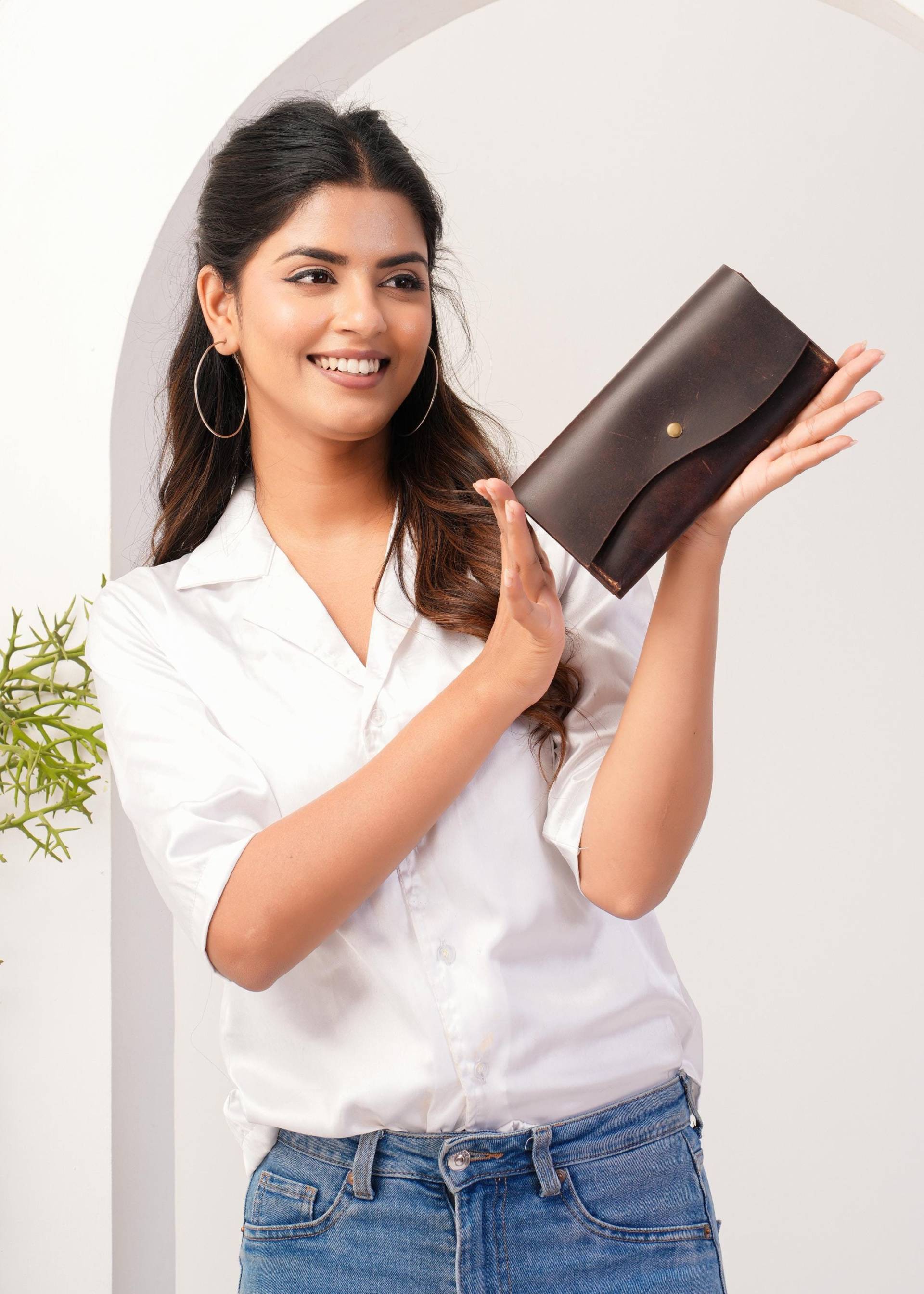 Personalisierte Damen Leder Brieftasche Crazy Horse Für Frauen Reise Geldbörse Geburtstag Geschenke Mutter Weihnachtsgeschenk Sie von AllyHands