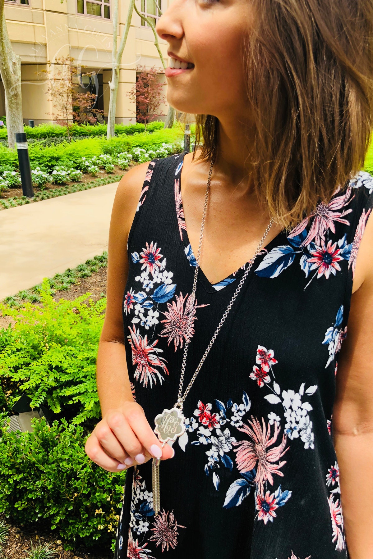 Monogramm Halskette, Quaste Halskette Mit Gravur, Quatrefoil Quaste, Lange Monogramm Halskette, Quaste Halskette Mit Gravur, Quatrefoil Quaste, Lange von AllyannaGifts