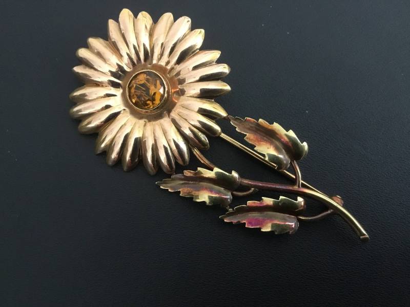 Vintage Retro 14Kt Gold Citrin Sonnenblumen Brosche Vintage Retro 14Kt Gold Citrin Sonnenblumen Brosche von Allyhandras