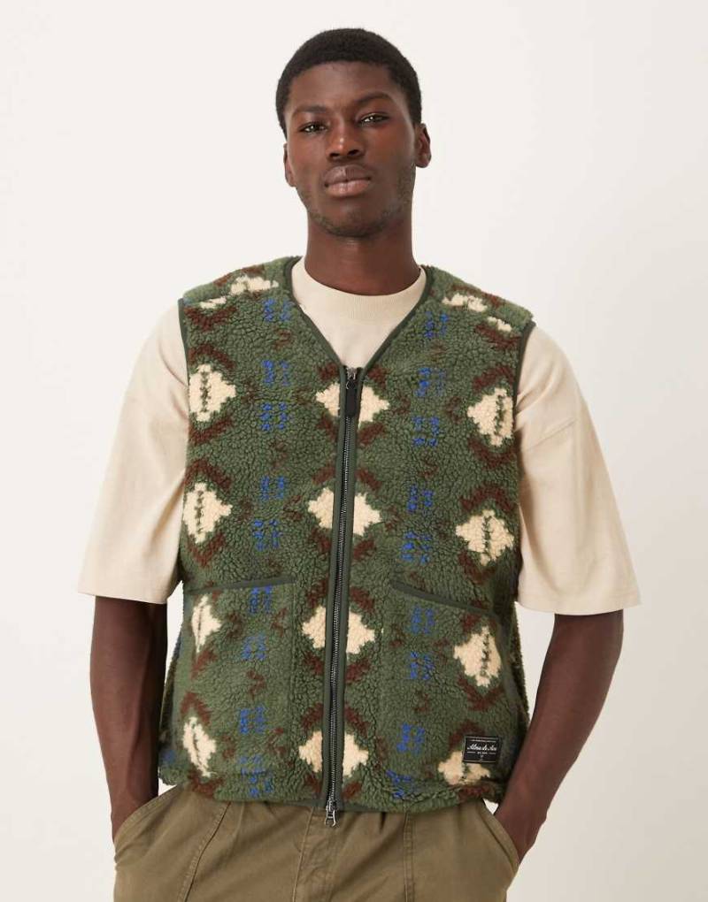 Alma De Ace - Fenta Perla - Weste aus Teddyfell in Grün von Alma De Ace