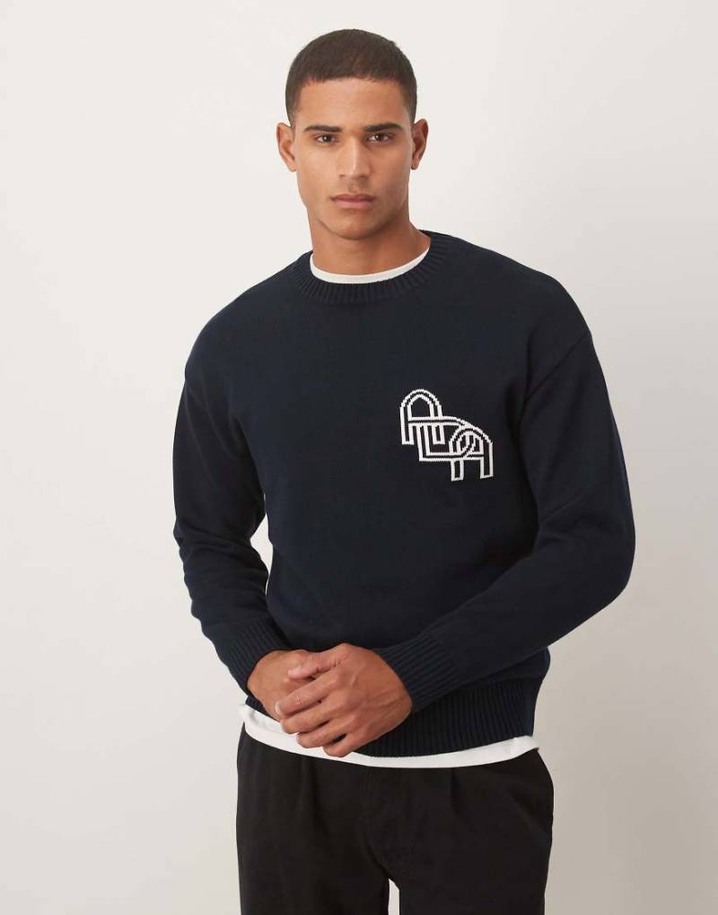 Alma De Ace - Pilo - Strickpullover in Marineblau mit Kettenmotiv-Schwarz Alma De Ace - Pilo - Strickpullover in Marineblau mit Kettenmotiv-Schwarz von Alma De Ace