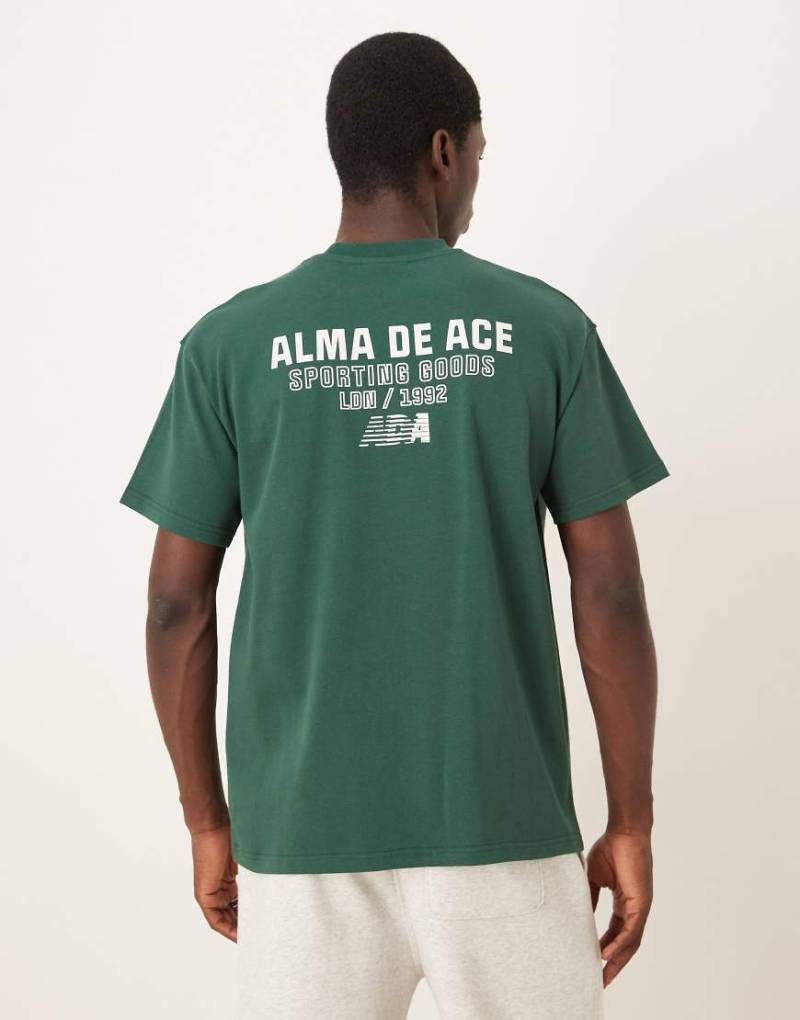 Alma De Ace - Sporting Goods 92 - T-Shirt in Waldgrün von Alma De Ace