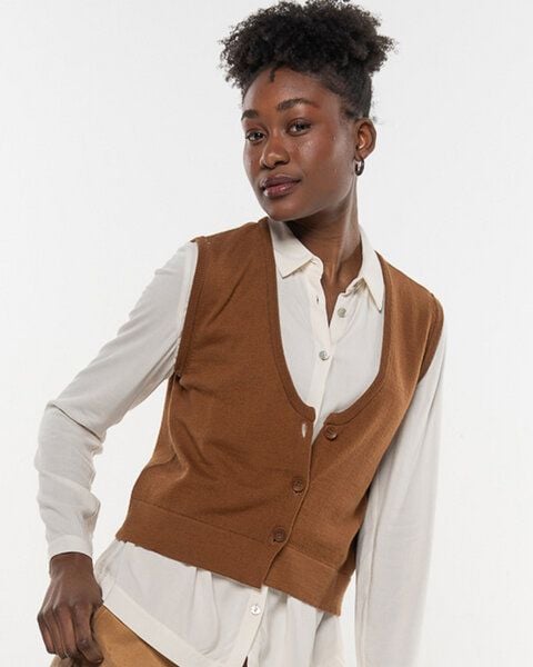 Alma & Lovis Feine Strickweste aus softem Bio-Baumwoll-/Woll-Mix | Cot-Wool Weste von Alma & Lovis