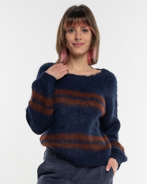 Alma & Lovis Flauschig gebrushter Pullover aus Alpakastrick | Brushed Stripe Pulli von Alma & Lovis