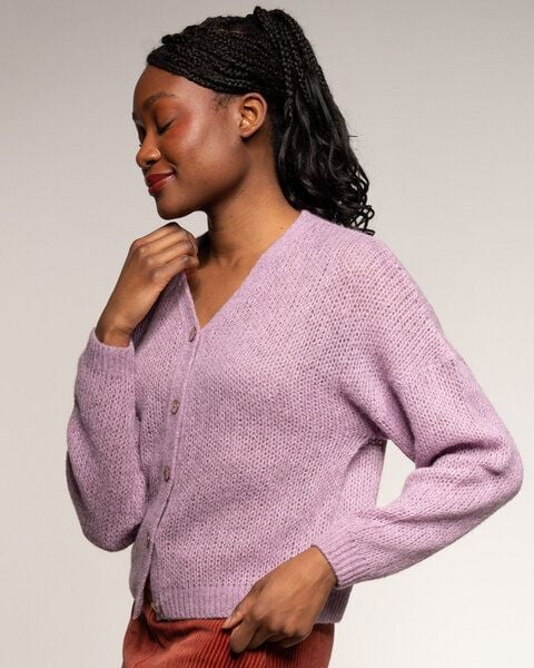 Alma & Lovis Leichte Strickjacke aus feinem Alpakagarn | Light Jacket von Alma & Lovis