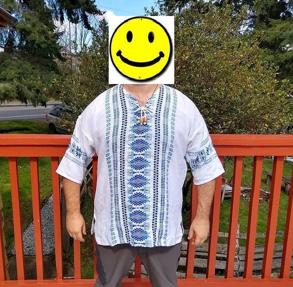 Funky Stickmuster Ein Dickes Baumwollshirt von AlmaDelMundo