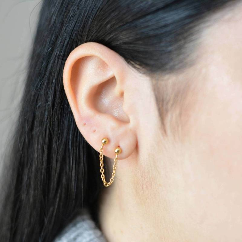 14K Gold Filled Doppel Piercing Ohrringe, Goldketten Ohrstecker, Knorpelketten Loop Zwei Ohrstecker 14K Gold Filled Doppel Piercing Ohrringe, Goldketten Ohrstecker, Knorpelketten Loop Zwei Ohrstecker von AlmaLibreJewelry