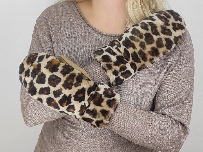 Beige Schaffell & Wolle Bedruckte Handschuhe. Natürliche Lammfellhandschuhe Für Damen. Tolle Passform, Leicht An - Und Auszuziehen. Fäustlinge von Almahats