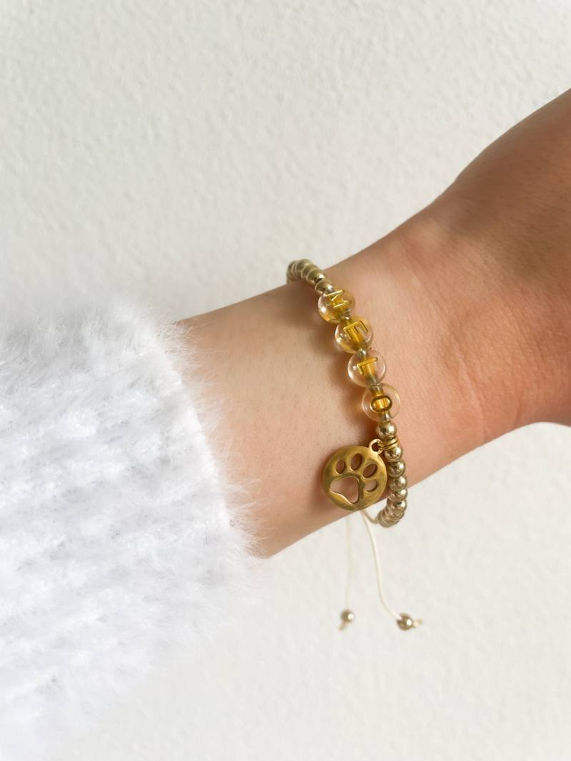 Armband/Dog Mom Personalisiertes Namens Personalisiert Perlenarmband Freundschaftsarmband von AlohaDogsBoutique