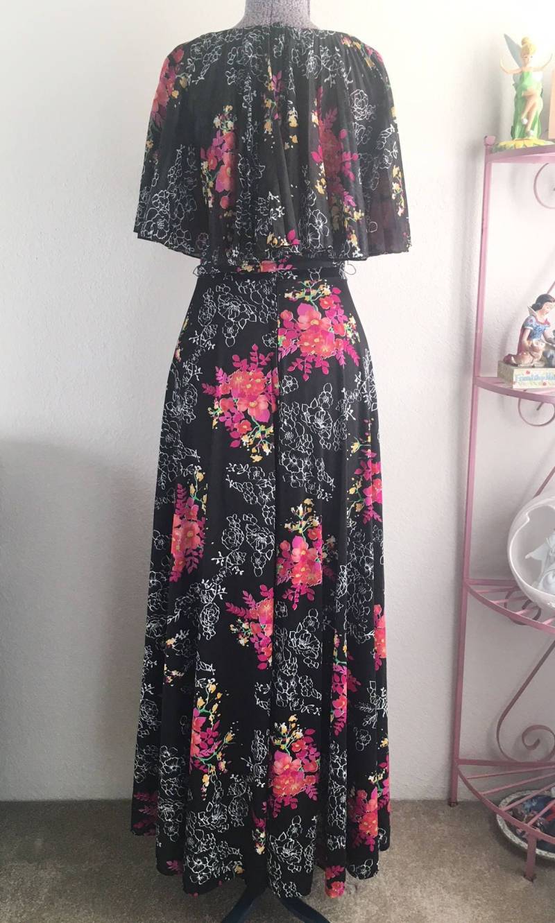 Vintage 70Er Jahre Schwarzes Kleid Von Elegant Miss Of California Größe Small Floral Plissee Disco Maxi Sheer von AlohaGypsyVintage