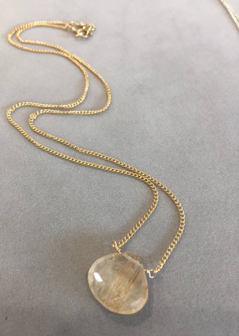 Rutilquarz Quarz Halskette, Moderne Tropfen Goldfill Halskette von AloraLotus