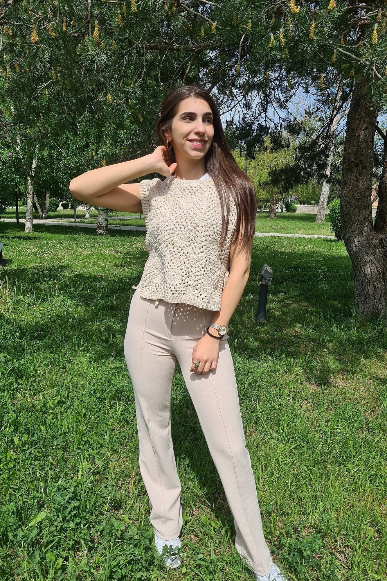 Beige Häkelweste, Festival Weste, Oma Quadrat Boho Top, Gestrickter Patchwork Pullover, Häkeln, Pullover Im Boho-stil von AlpacaKnitted