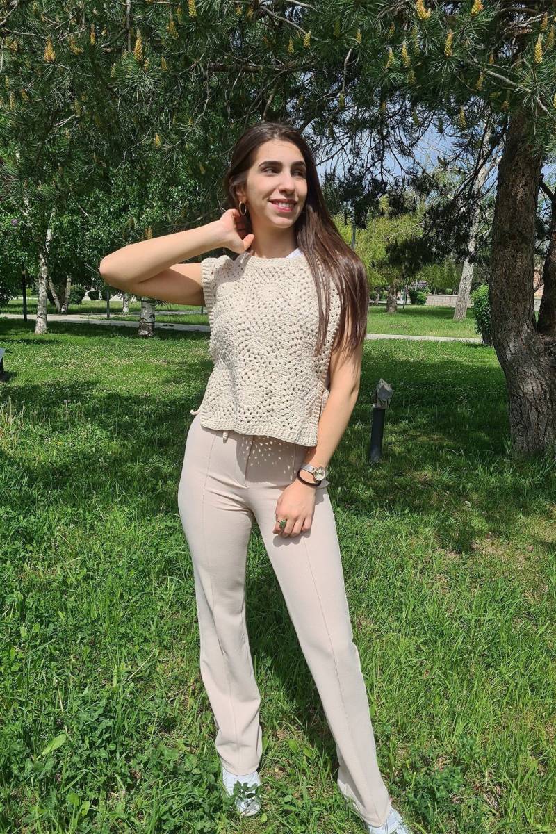 Beige Häkelweste, Festival Weste, Oma Quadrat Boho Top, Gestrickter Patchwork Pullover, Häkeln, Pullover Im Boho-stil von AlpacaKnitted