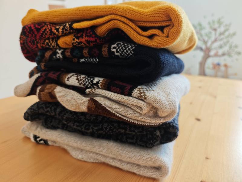 Alpaka Pullover Mit Kapuze Damen Größe S Gestrickt Aus Bolivien, Verschiedene Designs Und Farben, Alpaca Pulli Inka Herbst Winter Alpaka Pullover Mit Kapuze Damen Größe S Gestrickt Aus Bolivien, Verschiedene Designs Und Farben, Alpaca Pulli Inka Herbst Winter von AlpaquitaBoliviana