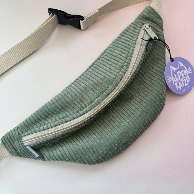Bauchtasche/Hipbag Aus Cord | Standard Größe von Alpenkaetzle