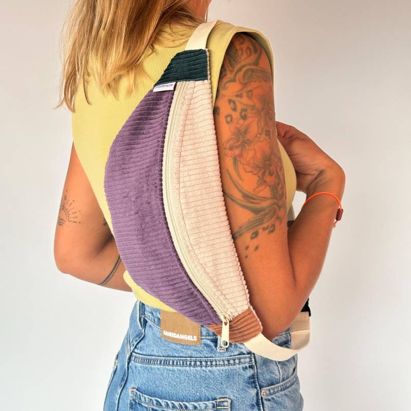 Bauchtasche/Hipbag Crossbodytasche Cordtasche von Alpenkaetzle